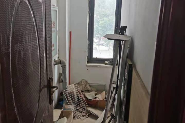 郑州市龙湖镇祥和路北侧、文昌路西侧悦府•海棠9号楼1单元1-2层102商铺